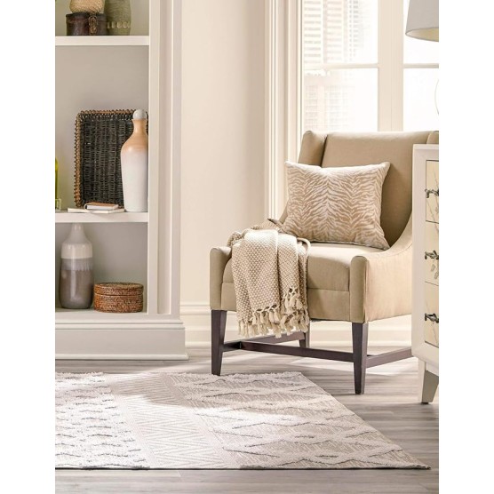Sabrina Soto Casa Collection Rug – 6' x 9' Beige High Rug Perfect for Bedrooms, Dining Rooms, Living Rooms