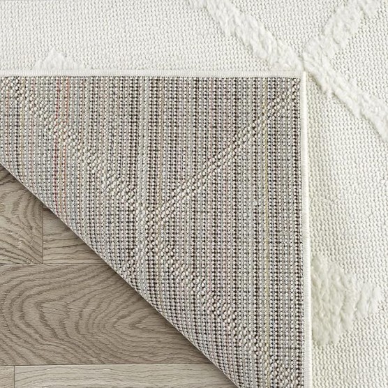 Palafito 8x10 Geometric Shag Diamond High-Low Pile Textured Indoor Area Rug (White, 7'10" x 10')