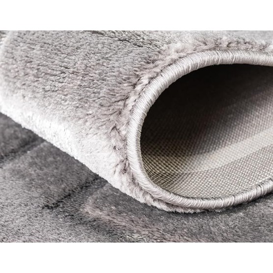 Marilyn Monroe™ Glam Trellis Collection Rug – 7' x 10' Gray Silver Medium Rug Perfect for Bedrooms, Dining Rooms, Living Rooms