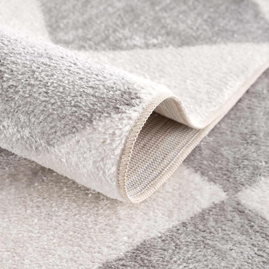 Ulric Modern Geometric Diamond Area Rug for Living Room, Bedroom - Machine Washable Area Rug - Stain Resistant - Pet Friendly - Medium Pile - Cream, Light Gray - 6'7" x 9' (6x9)