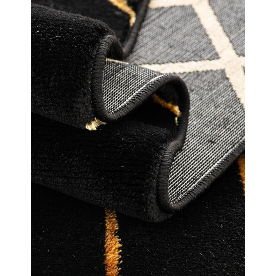 Marilyn Monroe Glam Collection Area Rug - Trellis (6' 1" x 9' Rectangle Black and Gold)