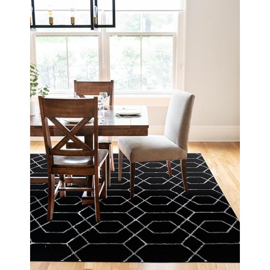 Marilyn Monroe Glam Collection Area Rug - Trellis (7' 10" x 10' Rectangle Black and Silver)